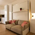 Dreamful Home - Arco della Pace